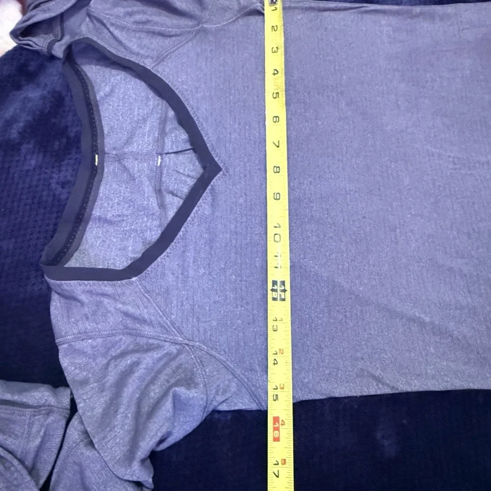 Lululemon Shirt Women's Race Me Long Sleeve Heathered Gray Gym Workout Lounge‎